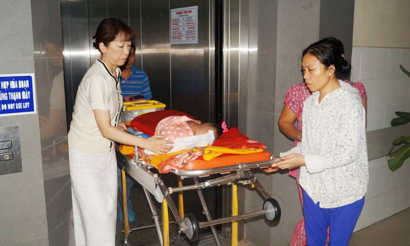 chị watanabe làm việc